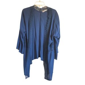 Absolutely Famous Blue Women's Top‎